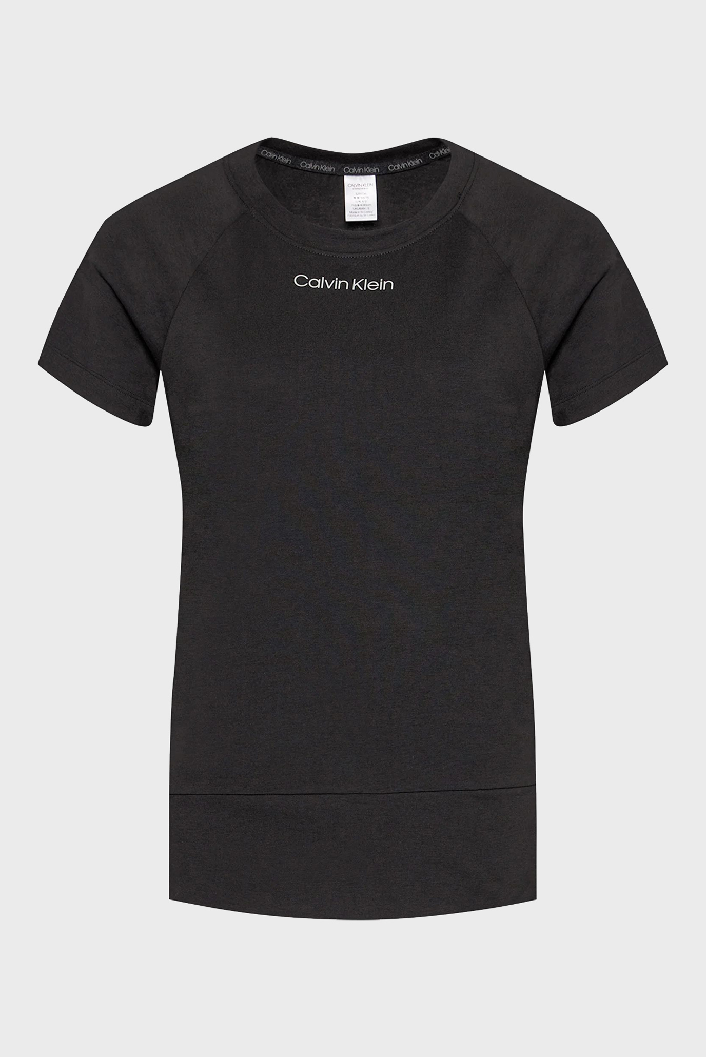 Женская черная футболка 5