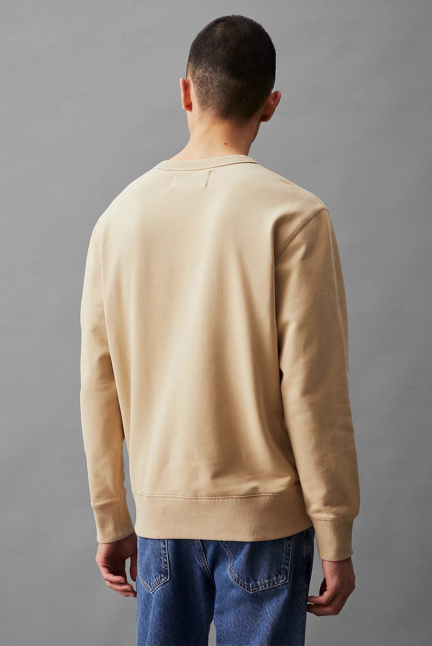 Свитшот BADGE CREW NECK 3