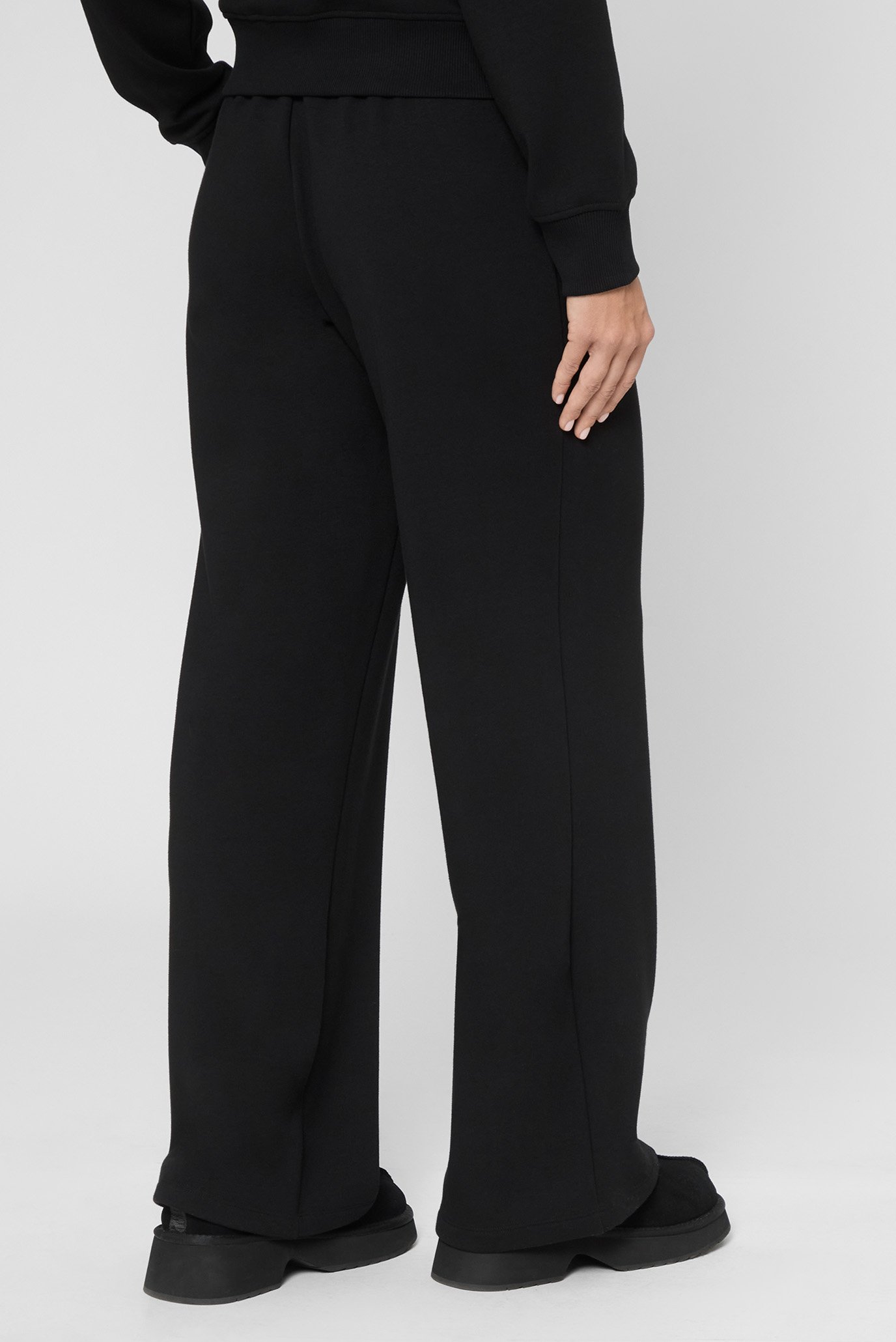 Штаны спортивные WTP 059 4