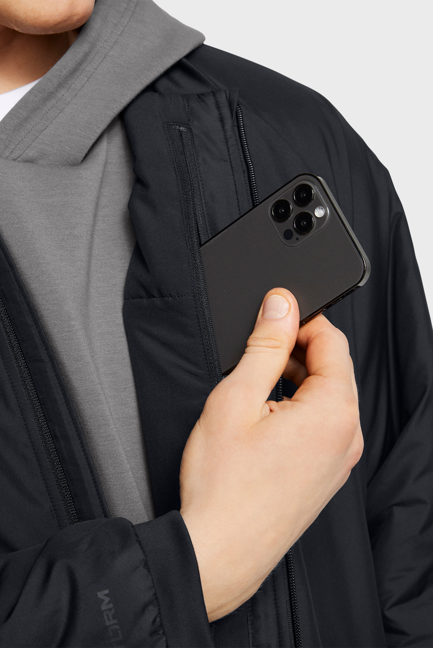 Мужской черный бомбер UNSTOPPABLE INS BOMBER 4