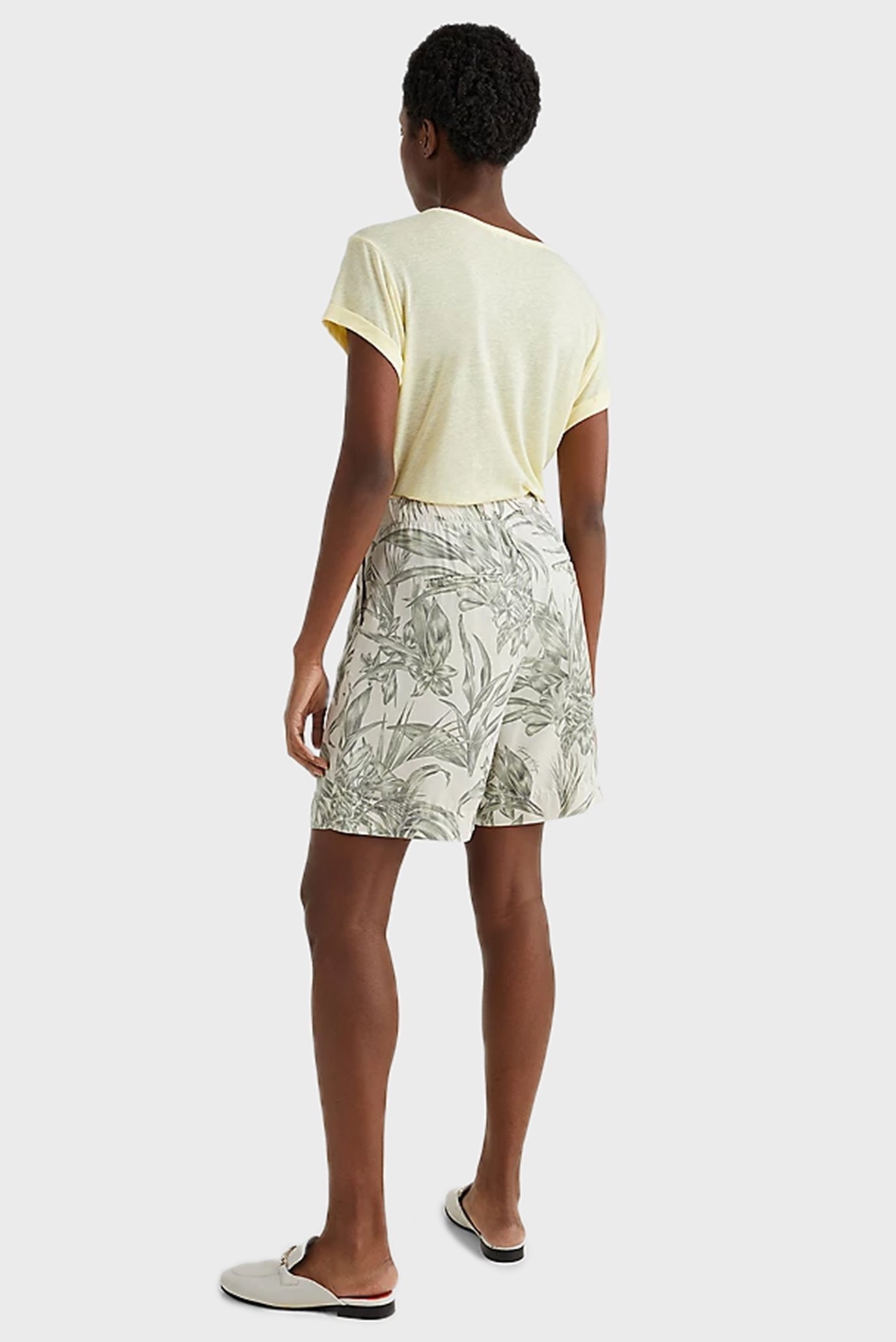 Женские шорты с узором TENCEL PRINT PLEATED 3