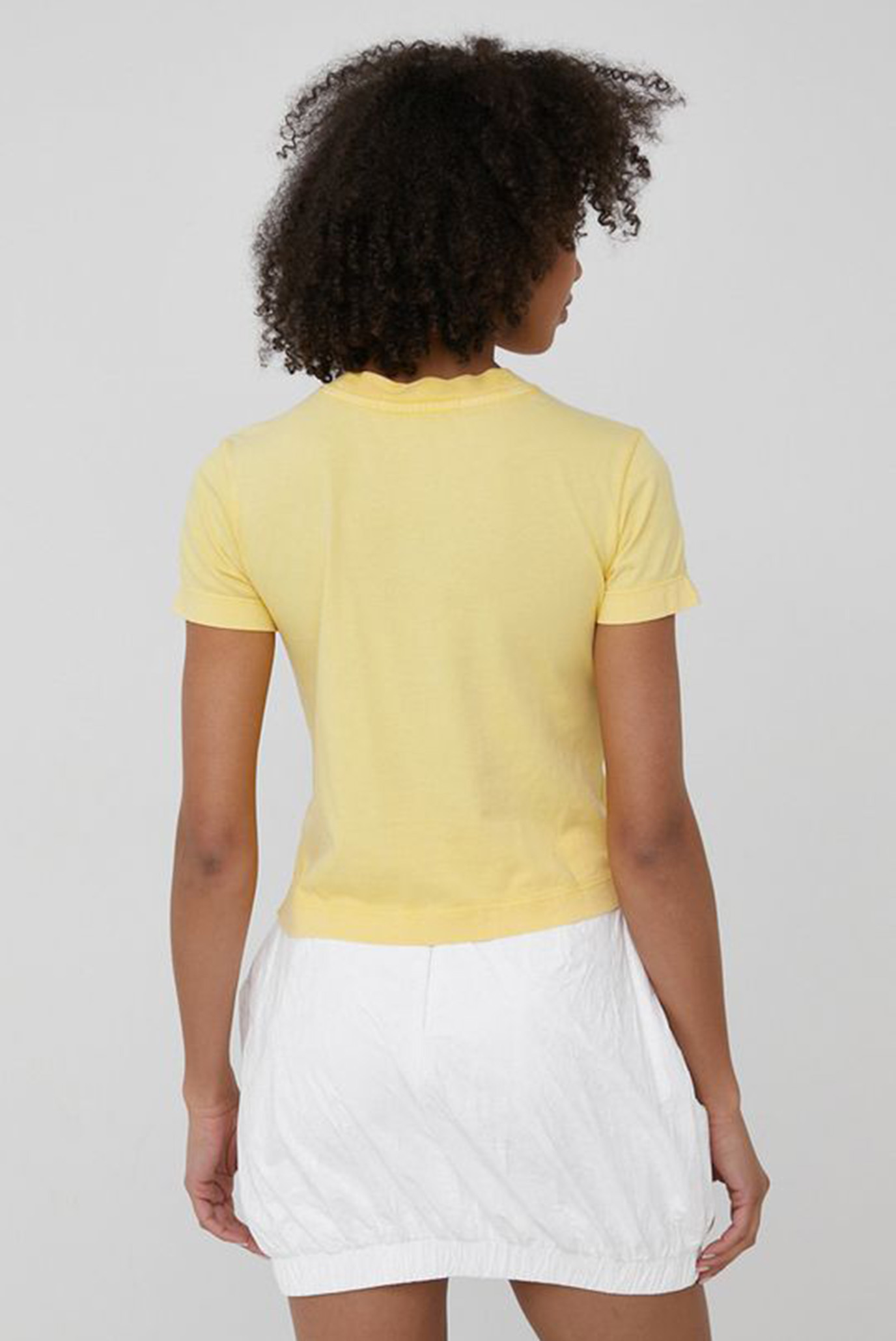 Женская желтая футболка GARMENT DYED BABY TEE 7