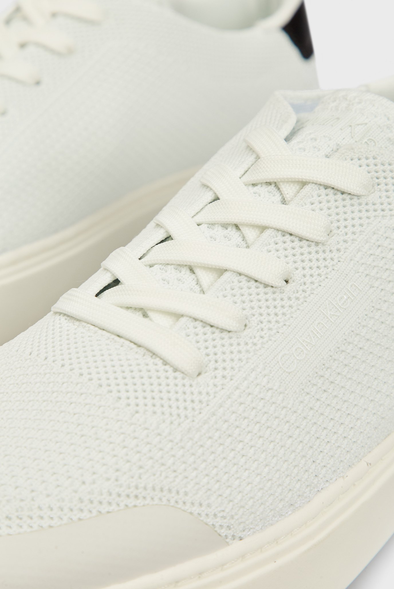 Мужские белые сникеры LOW TOP LACE UP KNITCalvin Klein Мужские белые сникеры LOW TOP LACE UP KNIT 8