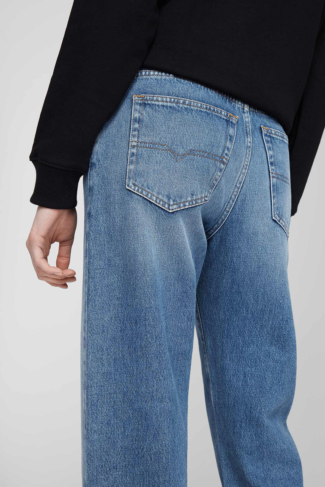 Женские голубые джинсы 1999 11