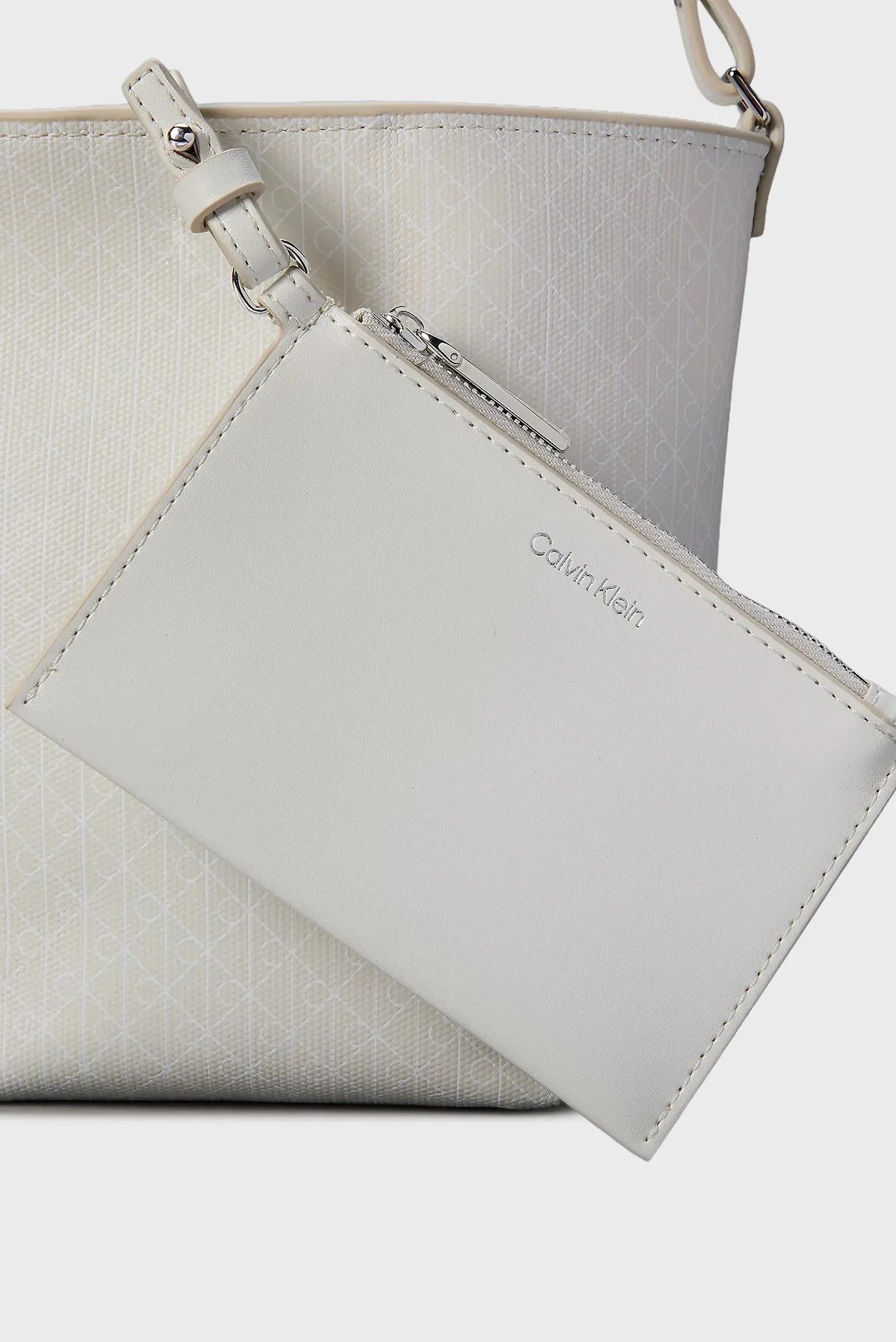 Сумка EMBLEM AOP SM BUCKET CROSSBODY 5