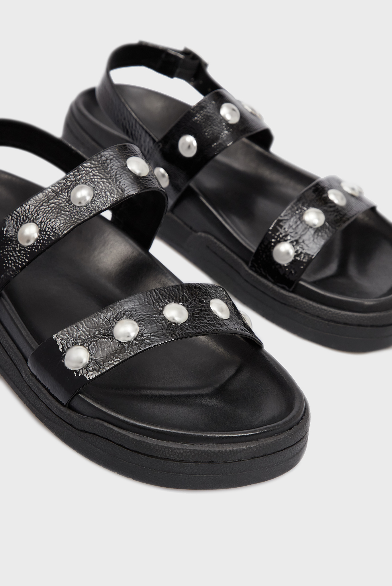 Женские черные кожаные сандалии 2