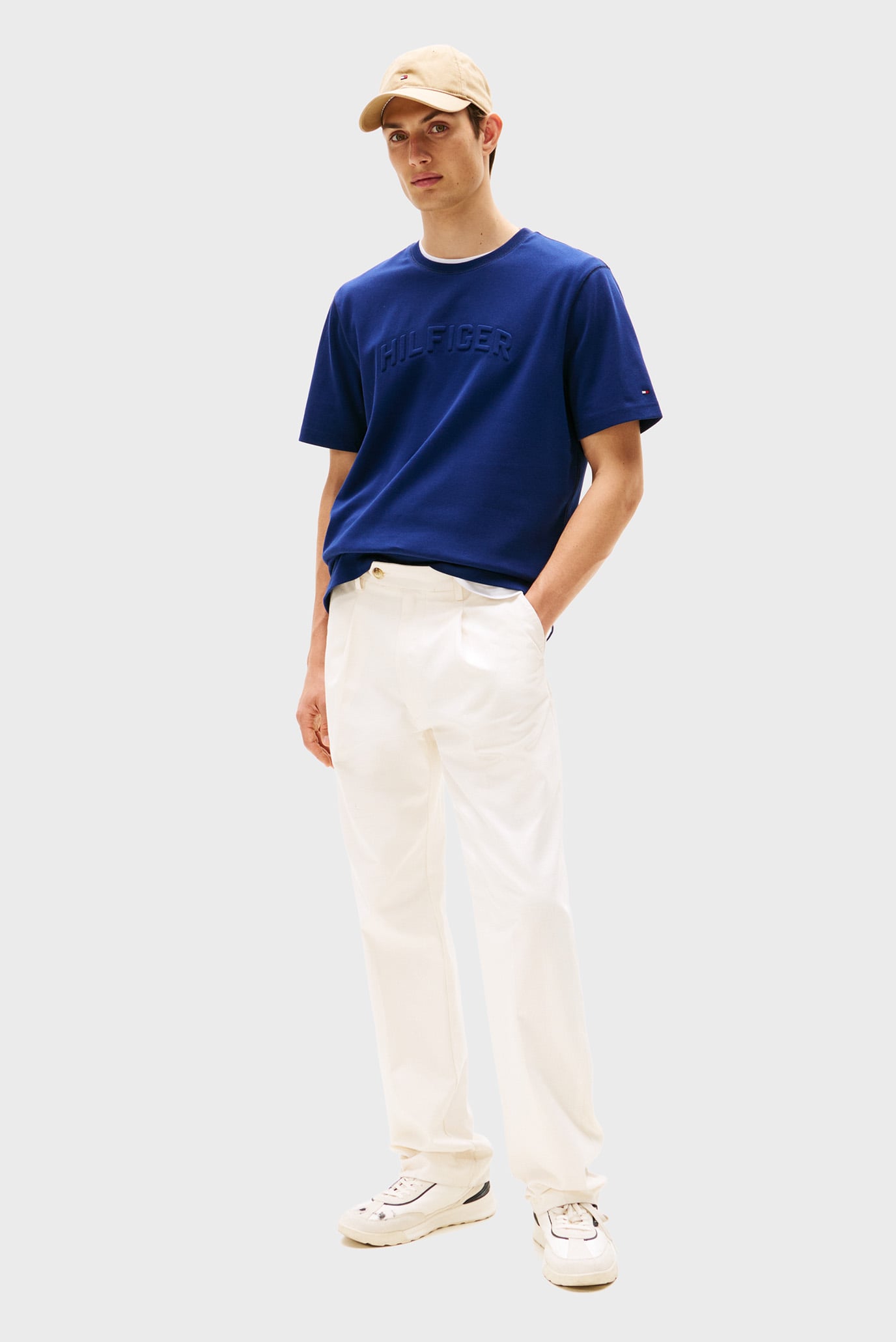 Футболка/HILFIGER ARCH EMBOSSED TEE 2