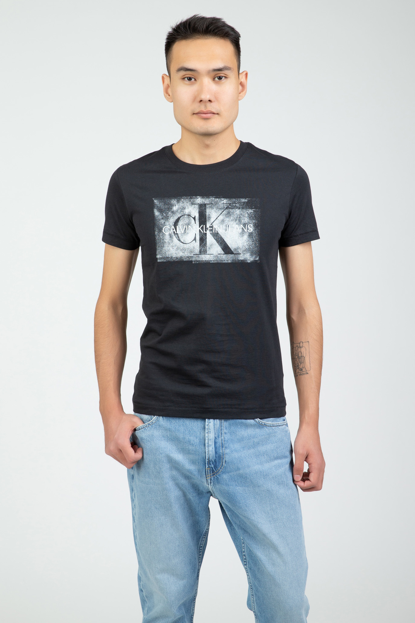 Мужская футболка  BLURRED SILVER MONOGRAM TEE 1