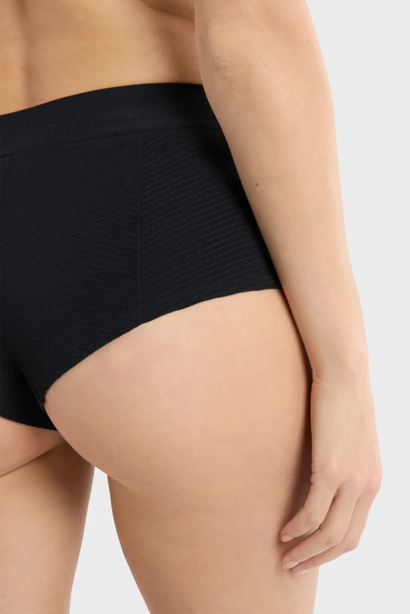 Трусы/EFFORTLESS - SHORTY 4