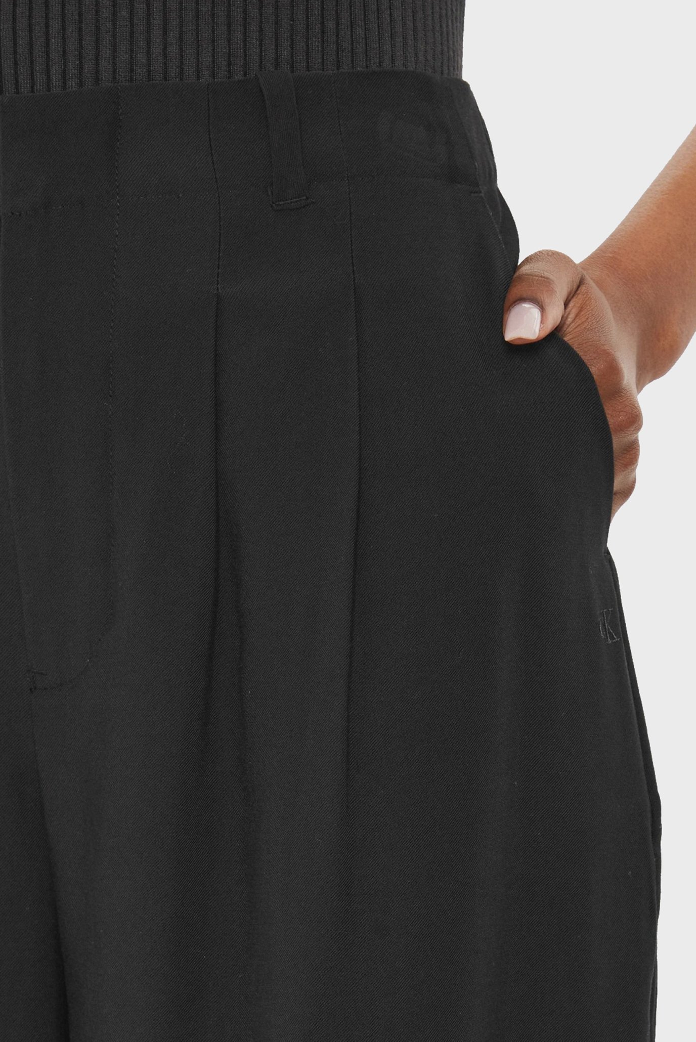 Женские черные брюки VISCOSE RELAXED 7