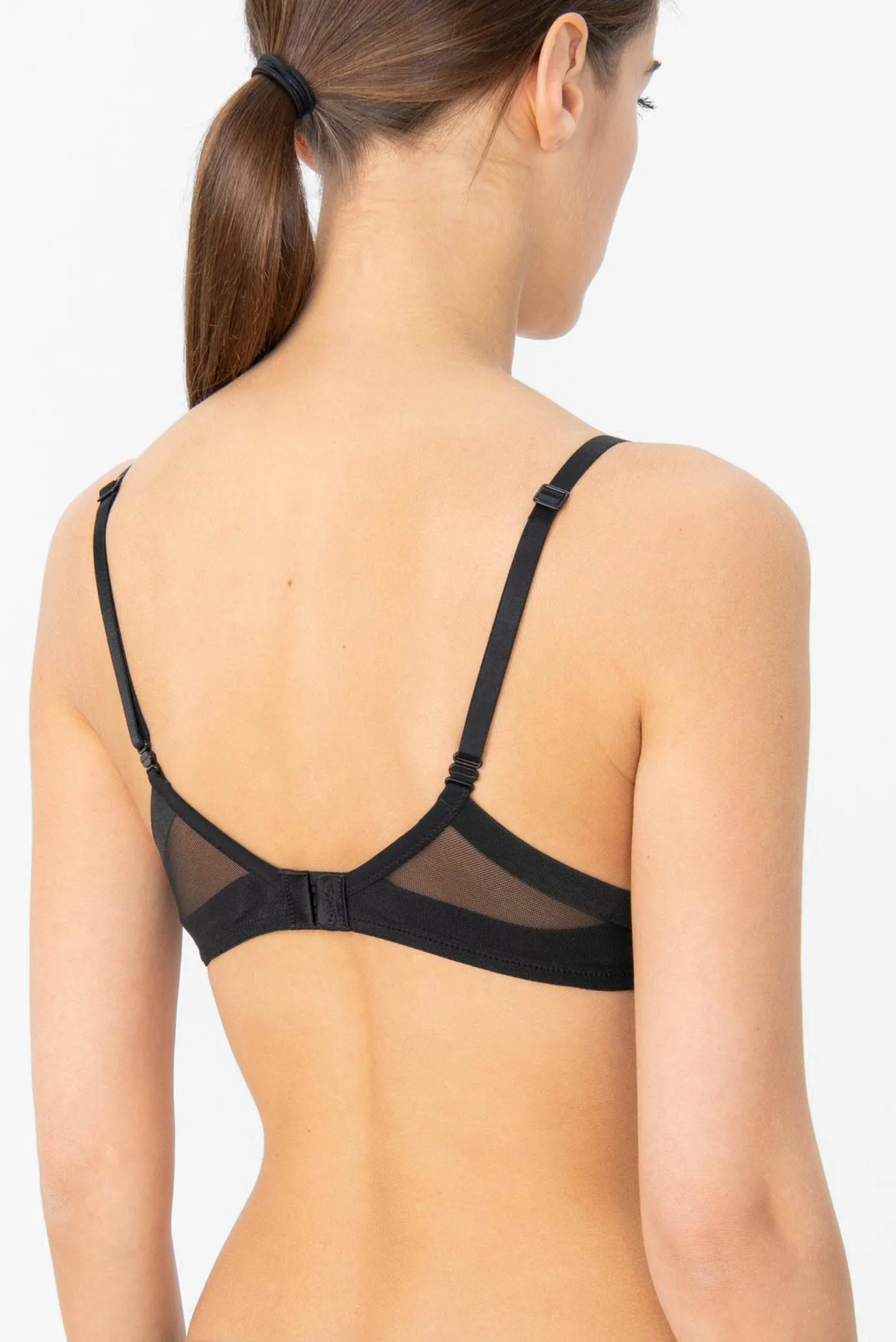 Бюстгальтер PLUNGE PUSH UP 2