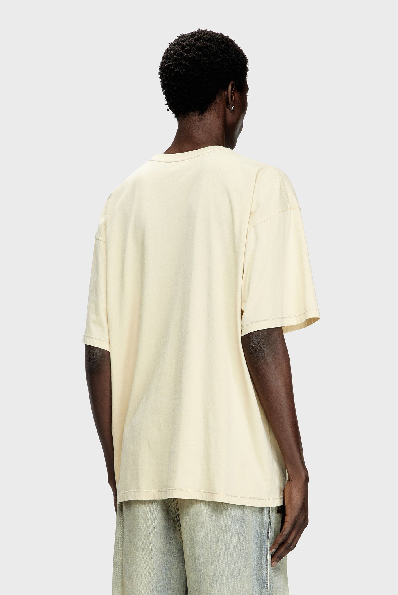 Мужская бежевая футболка T-BOXT-R4 3