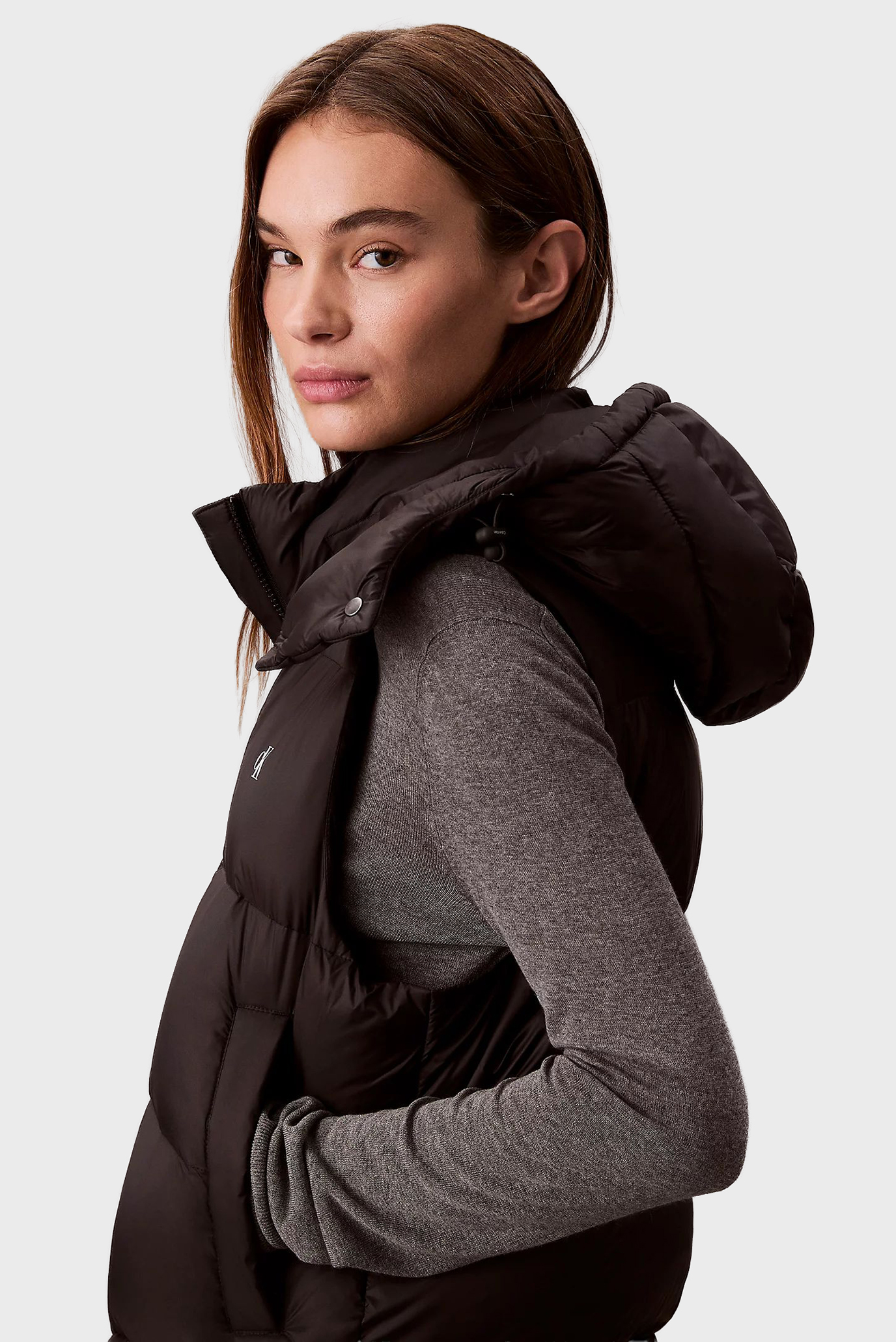 Жилет ESSENTIAL MIDWEIGHT PUFFER VEST 5