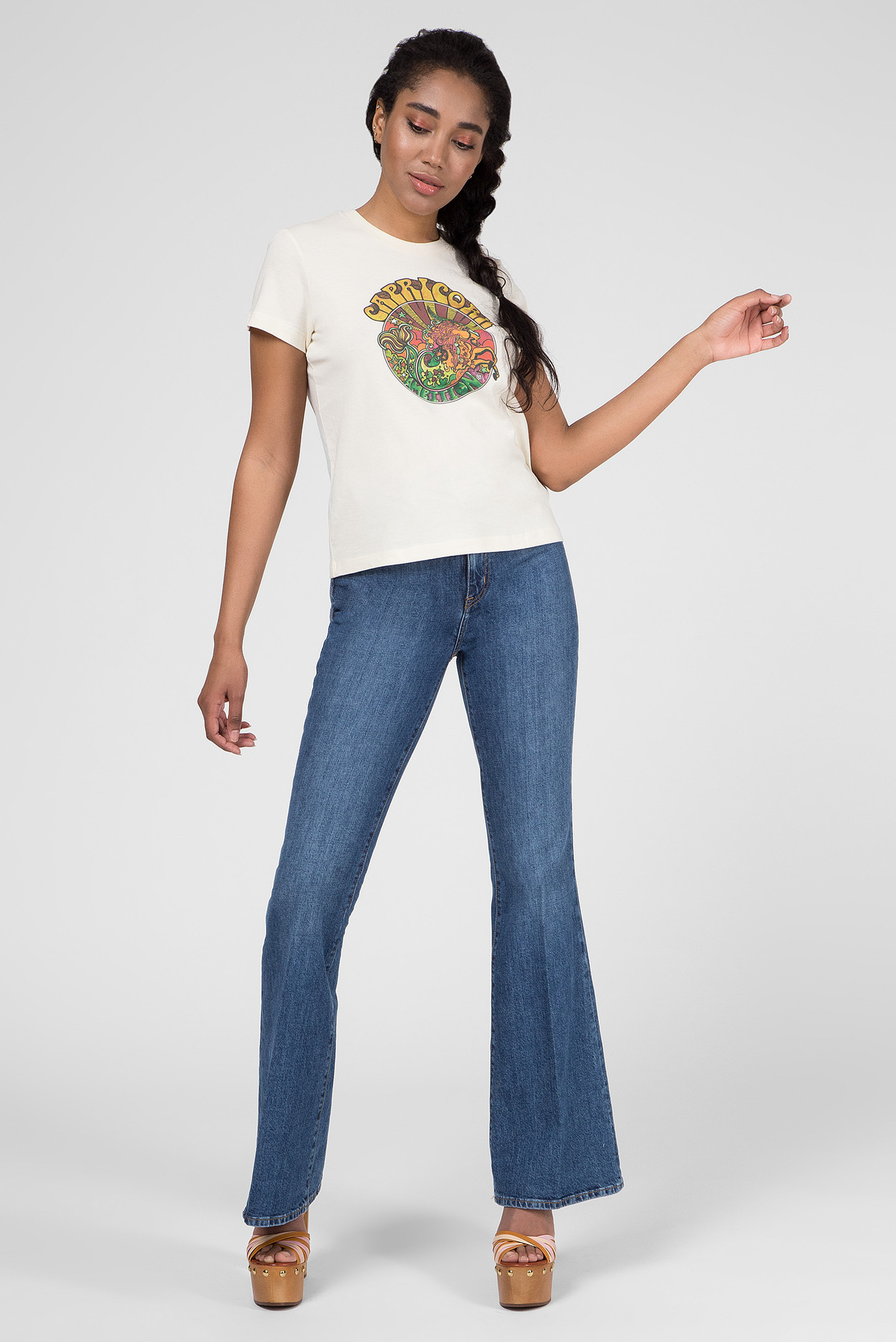 Женская бежевая футболка ZENDAYA ZODIAC CAPRICORN 5