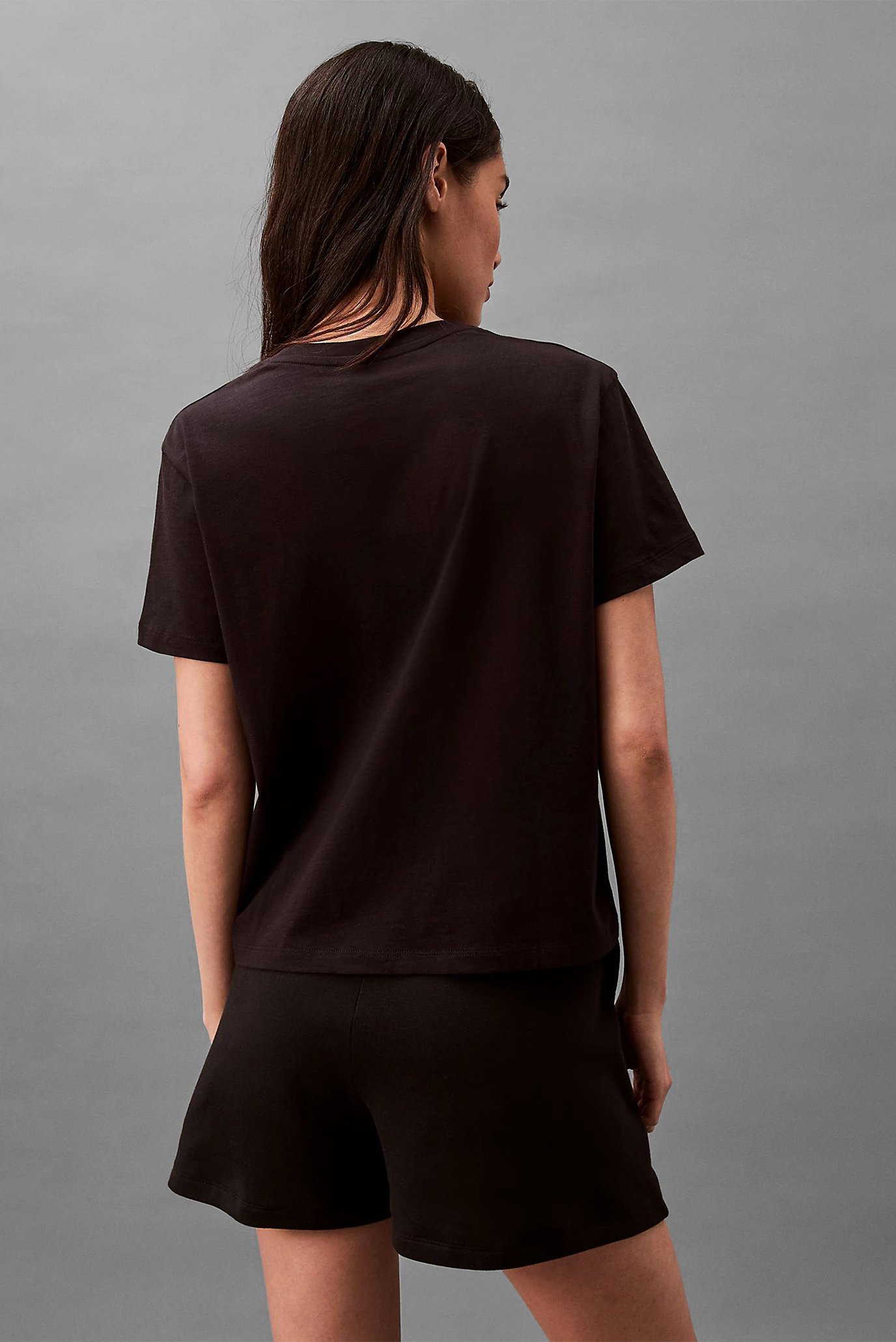 Футболка CLASSIC 2 3