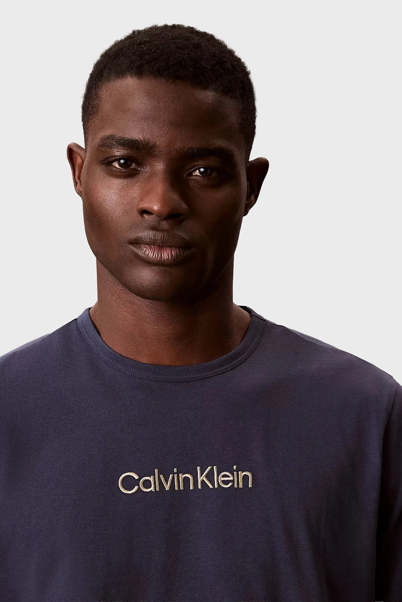 Футболка S S CREW NECK 4