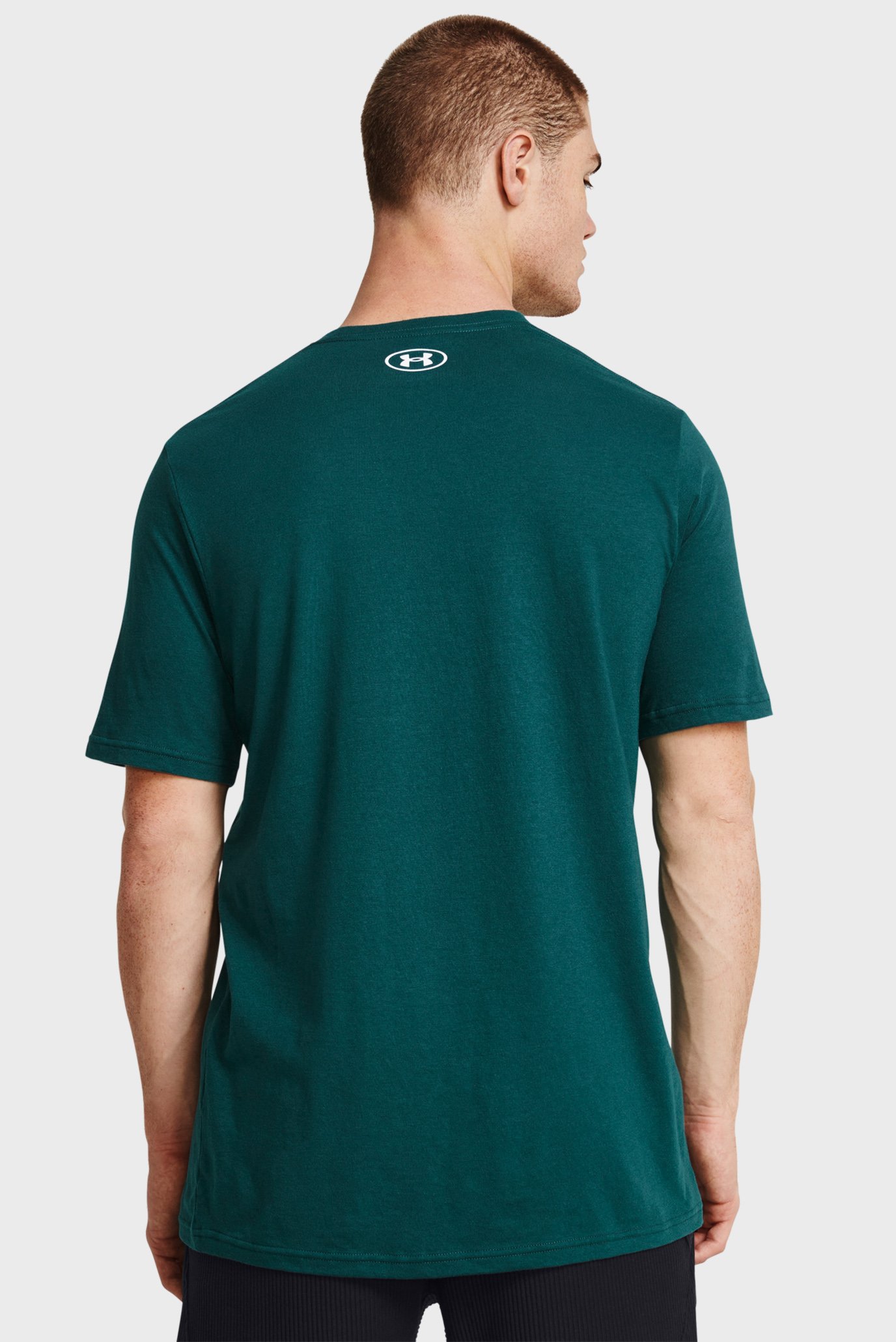 Мужская зеленая футболка UA GL FOUNDATION UPDATE SSUnder Armour Мужская зеленая футболка UA GL FOUNDATION UPDATE SS 2
