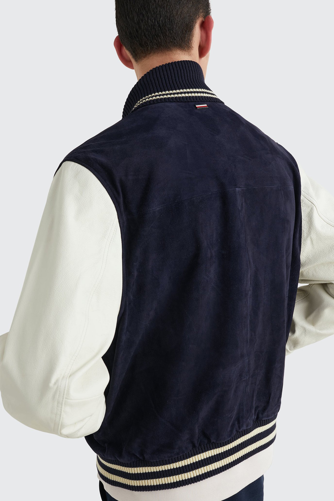 Мужской темно-синий кожаный бомбер VARSITYTommy Hilfiger Мужской темно-синий кожаный бомбер VARSITY 11