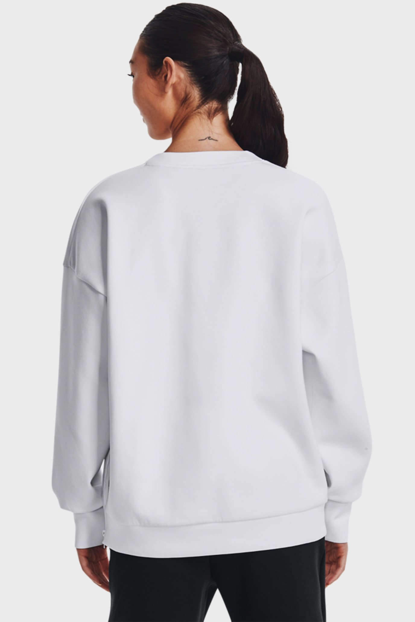 Женский белый свитшот NEW Summit Knit Oversize Crew Under Armour Женский белый свитшот NEW Summit Knit Oversize Crew 9