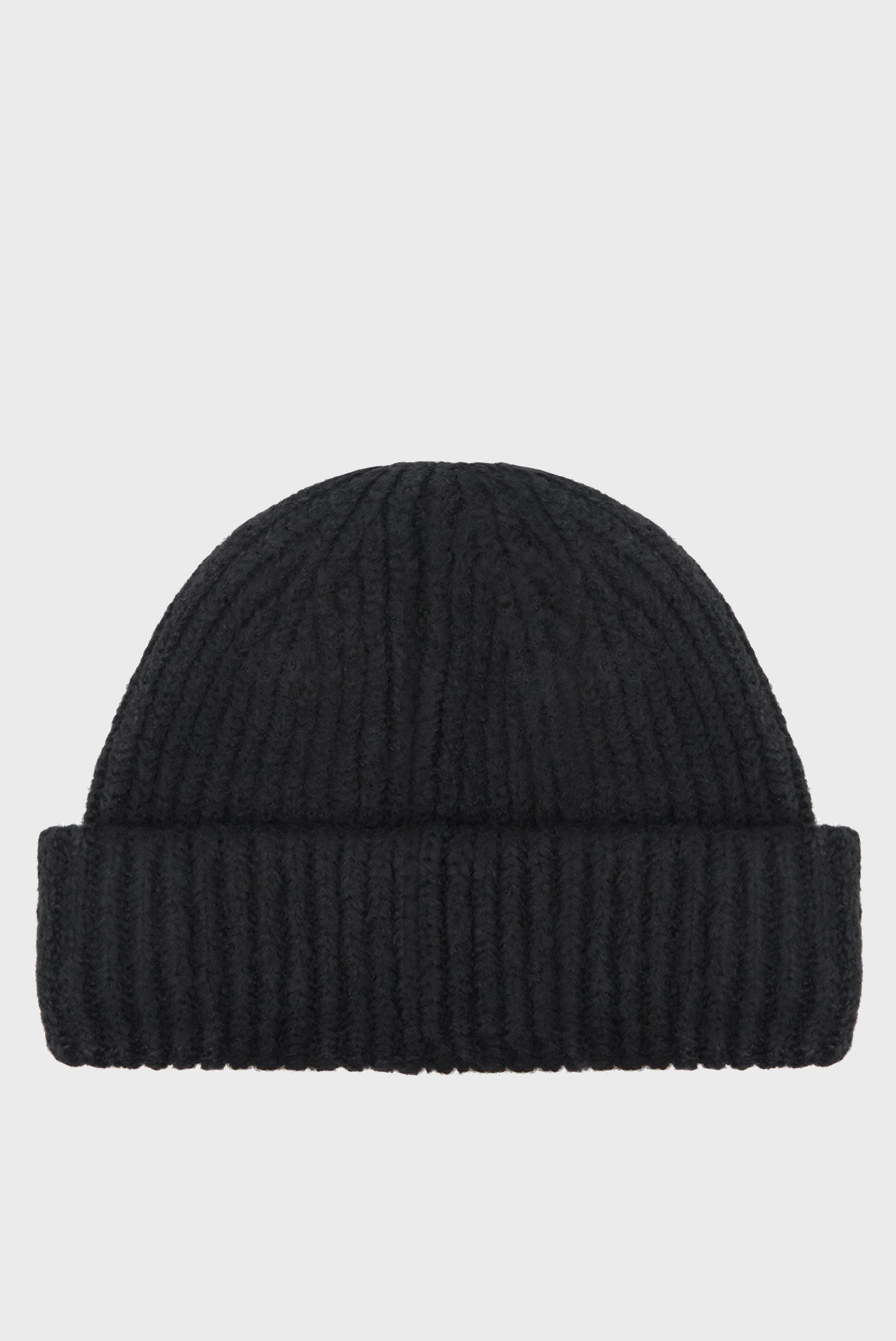 Женская черная шапка 4