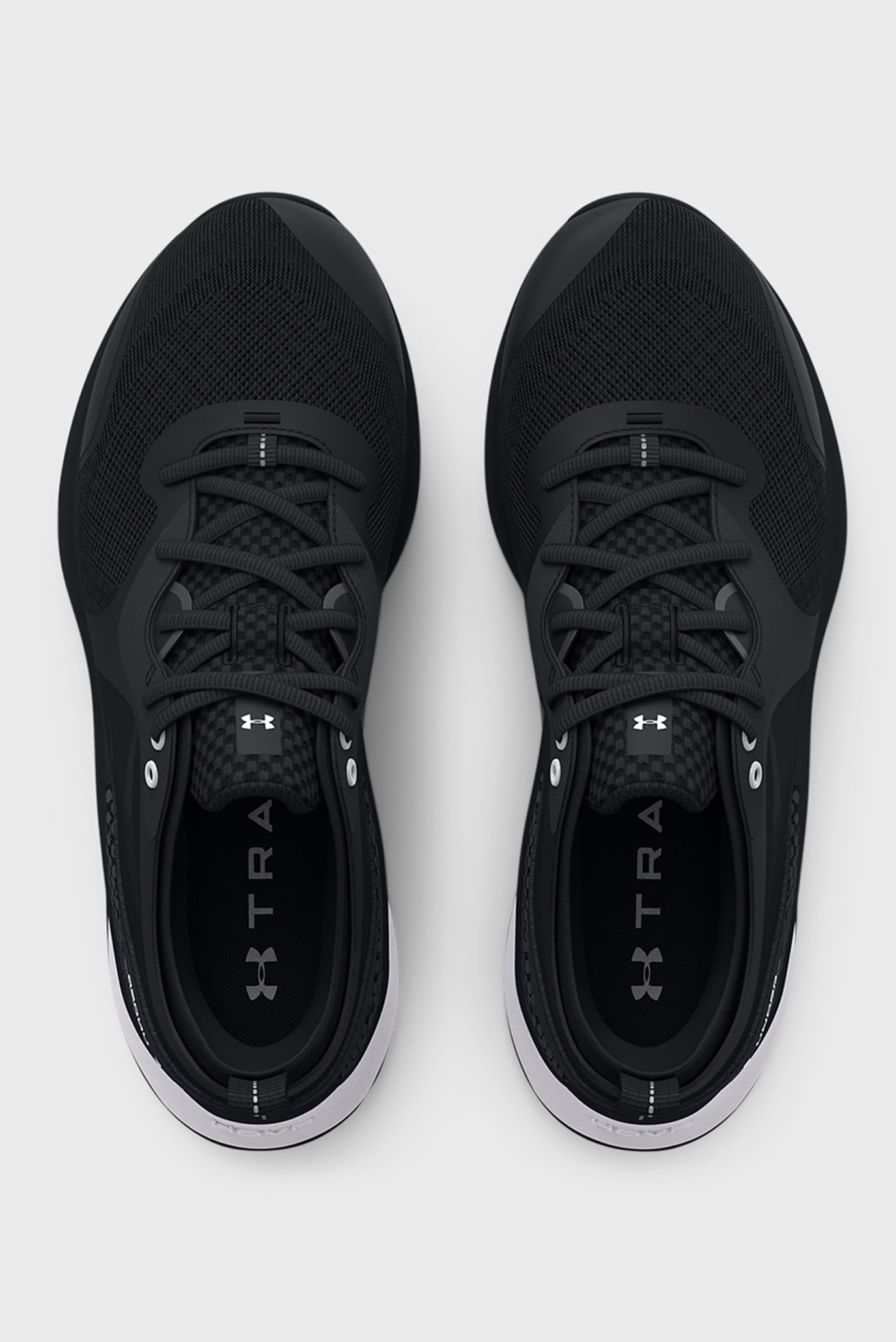 Женские черные кроссовки UA W HOVR Omnia 10