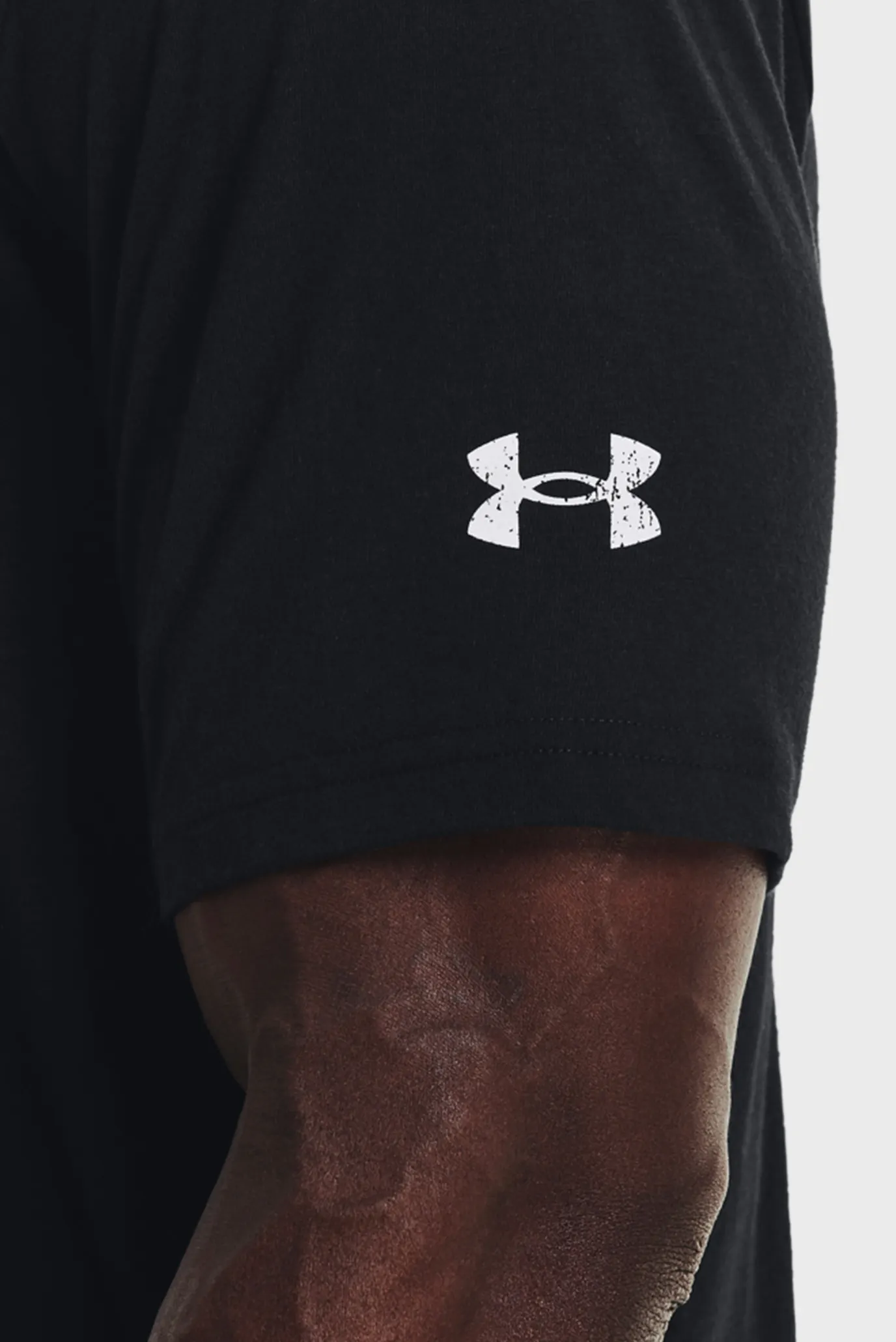 Мужская черная футболка UA PJT ROCK BRAHMA BULL SS 10