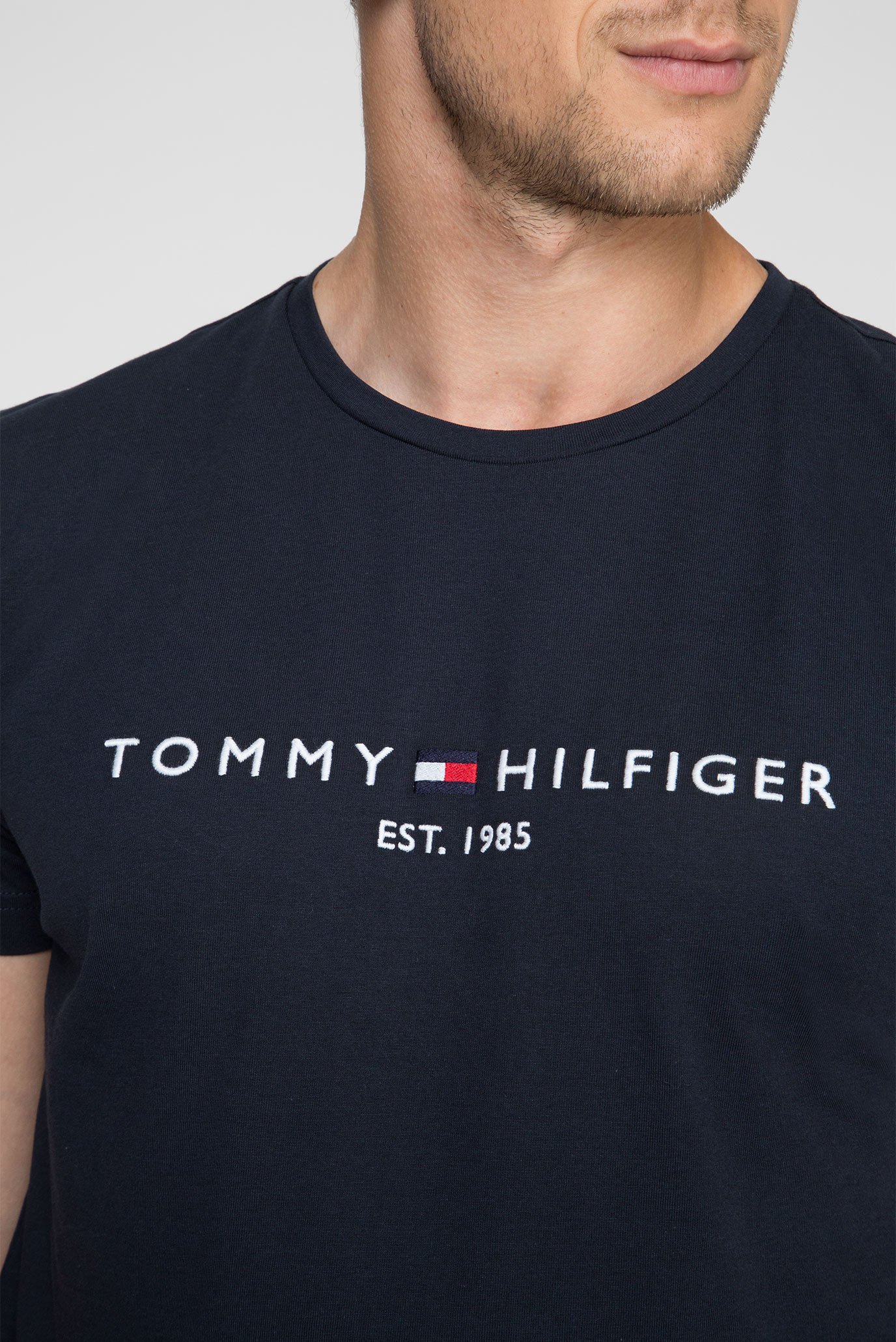 Мужская темно-синяя футболка CORE TOMMY LOGO TEE 9