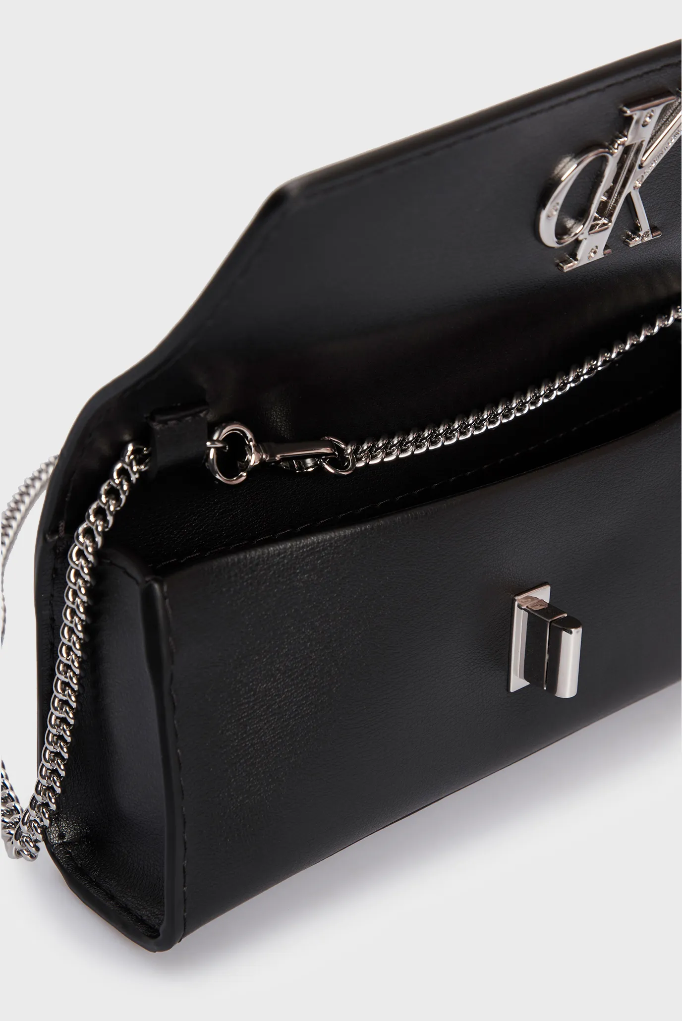 Женский черный клатч CLUTCH W CHAIN 7