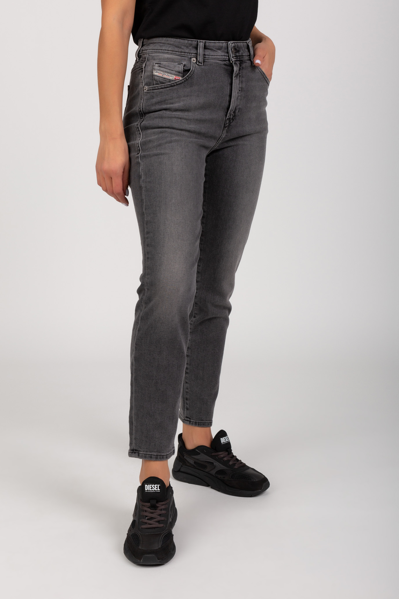 Джинсы 2004 L.32 TROUSERS 2