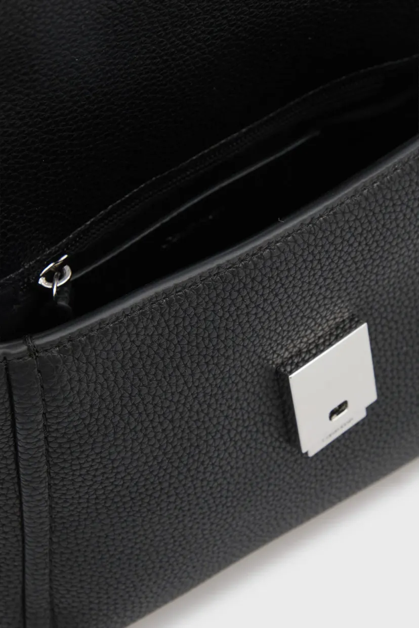 Сумка EMBLEM HW PEBBLE CROSSBODY 20 5