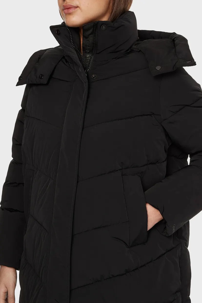 Женская черная куртка MODERN PADDED 6