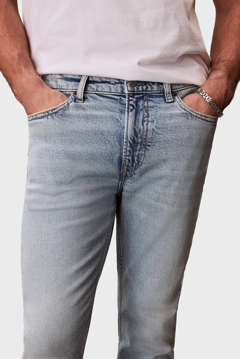 Джинсы SLIM TAPER MARBLED BEACON JEAN 4