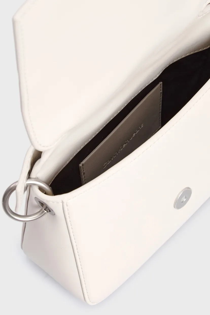 Женская белая сумка QUILTED  BOXY FLAP 5