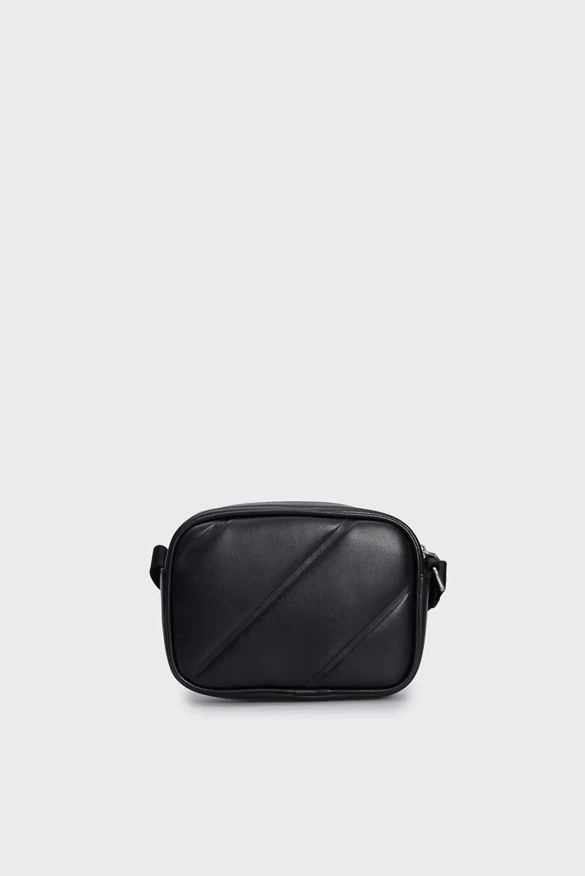 Женская черная сумка QUILTED CAMERABAG18 4
