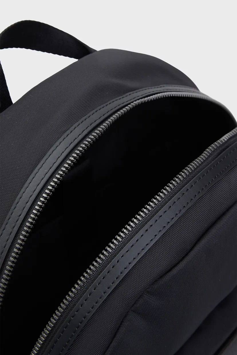 Мужской черный рюкзак TH CASUAL 6