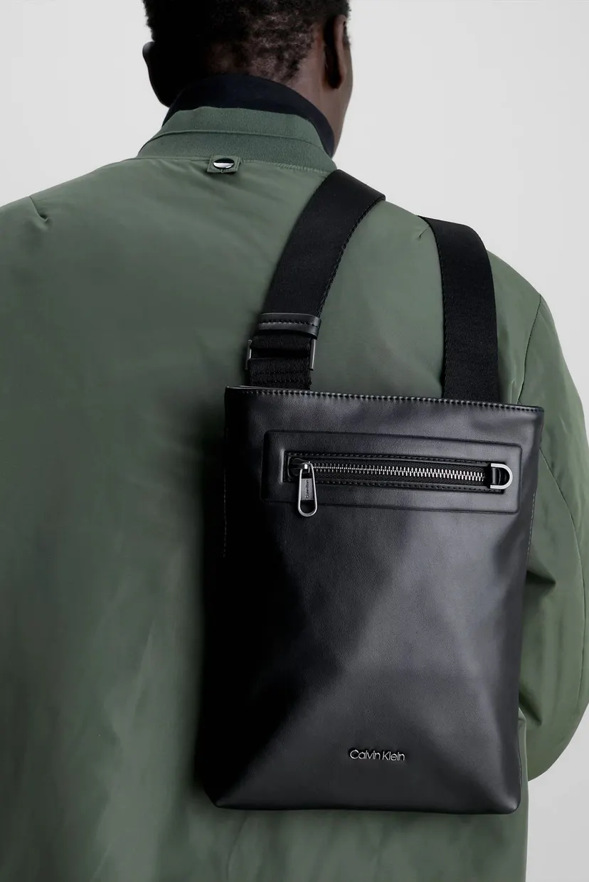 Сумка CK ELEVATED PU FLATPACK 8