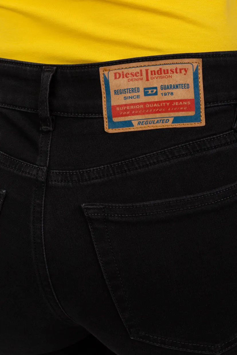 Джинсы 2018 SLANDY-LOW L.32 TROUSERS 4