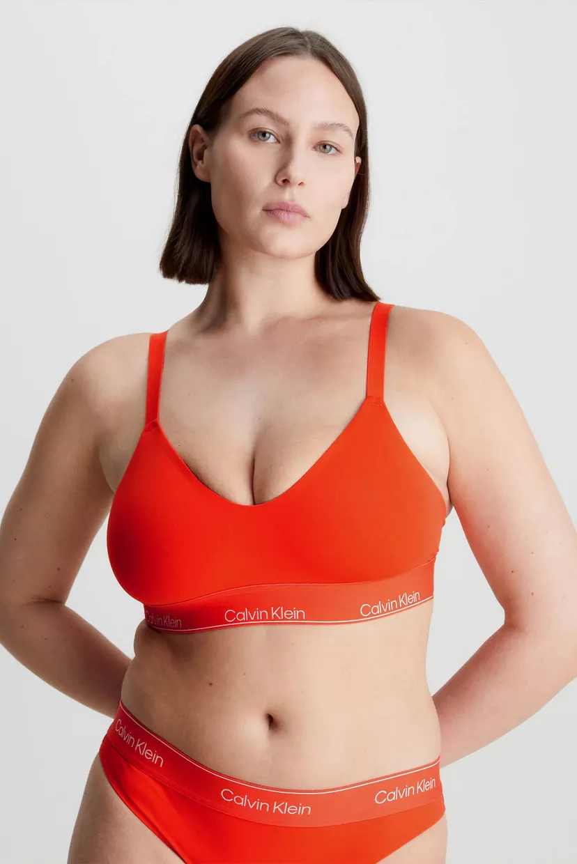 Бюстгальтер UNLINED TRIANGLE 11