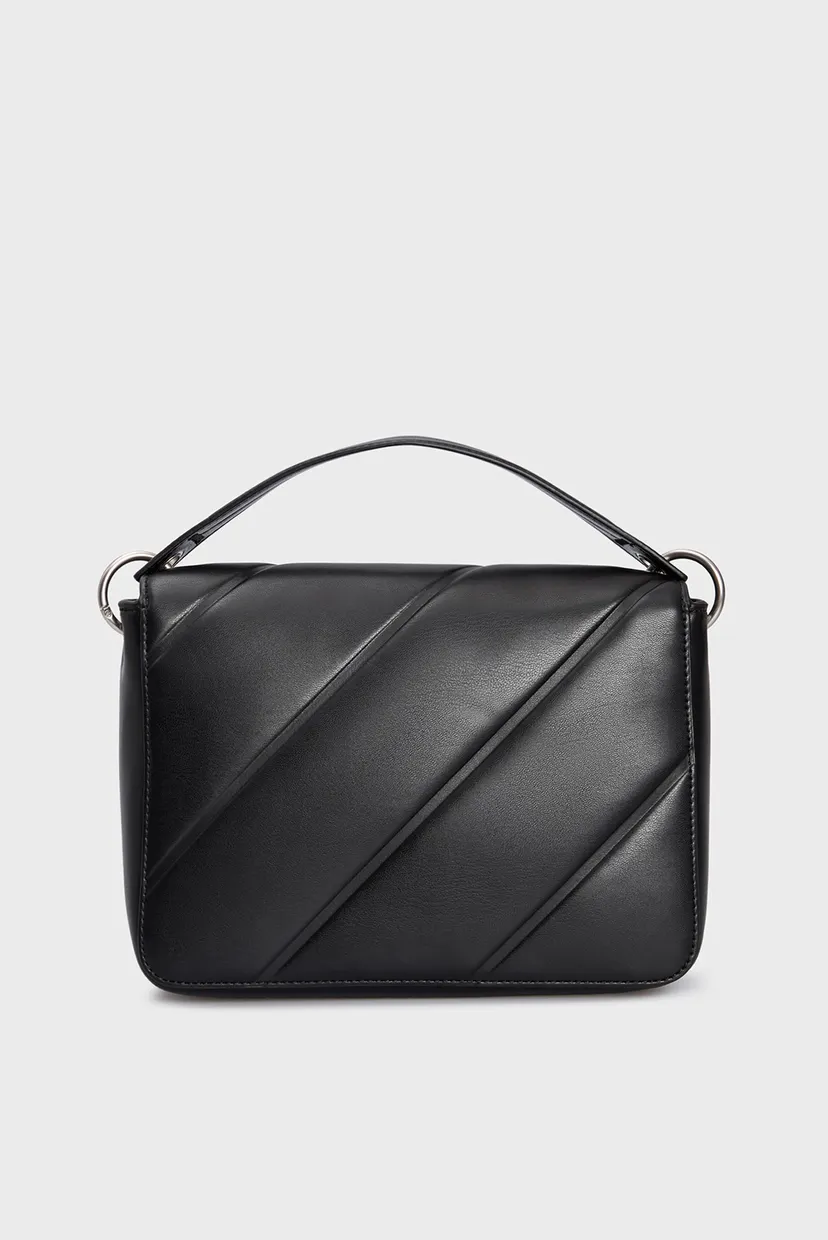 Женская черная сумка QUILTED BOXY FLAP CROSSBODY24 4