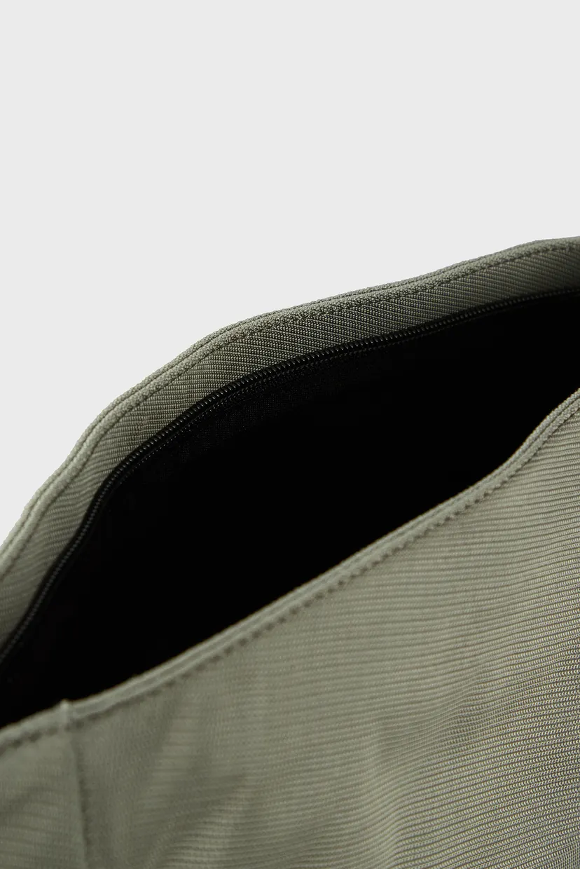 Мужской оливковый рюкзак CK ESSENTIAL FOLDED BP 6