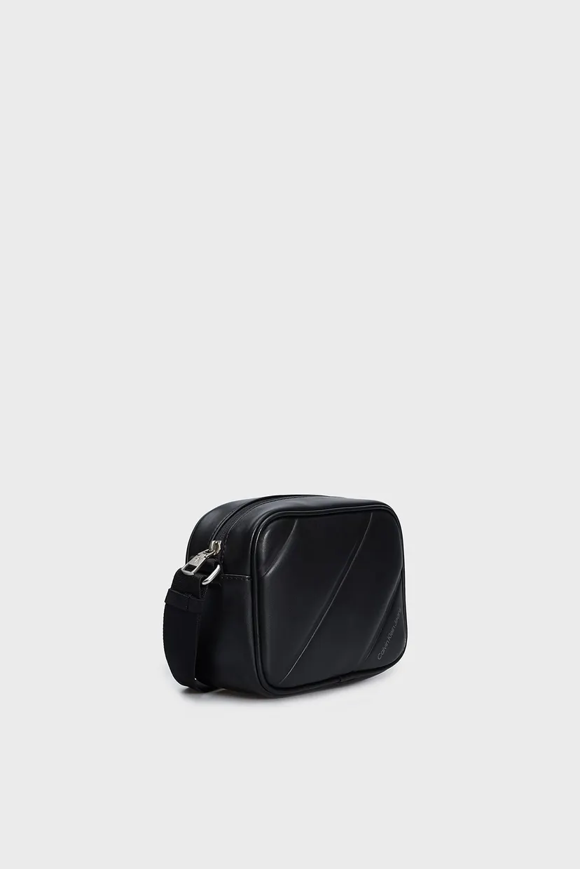 Женская черная сумка QUILTED CAMERABAG18 3