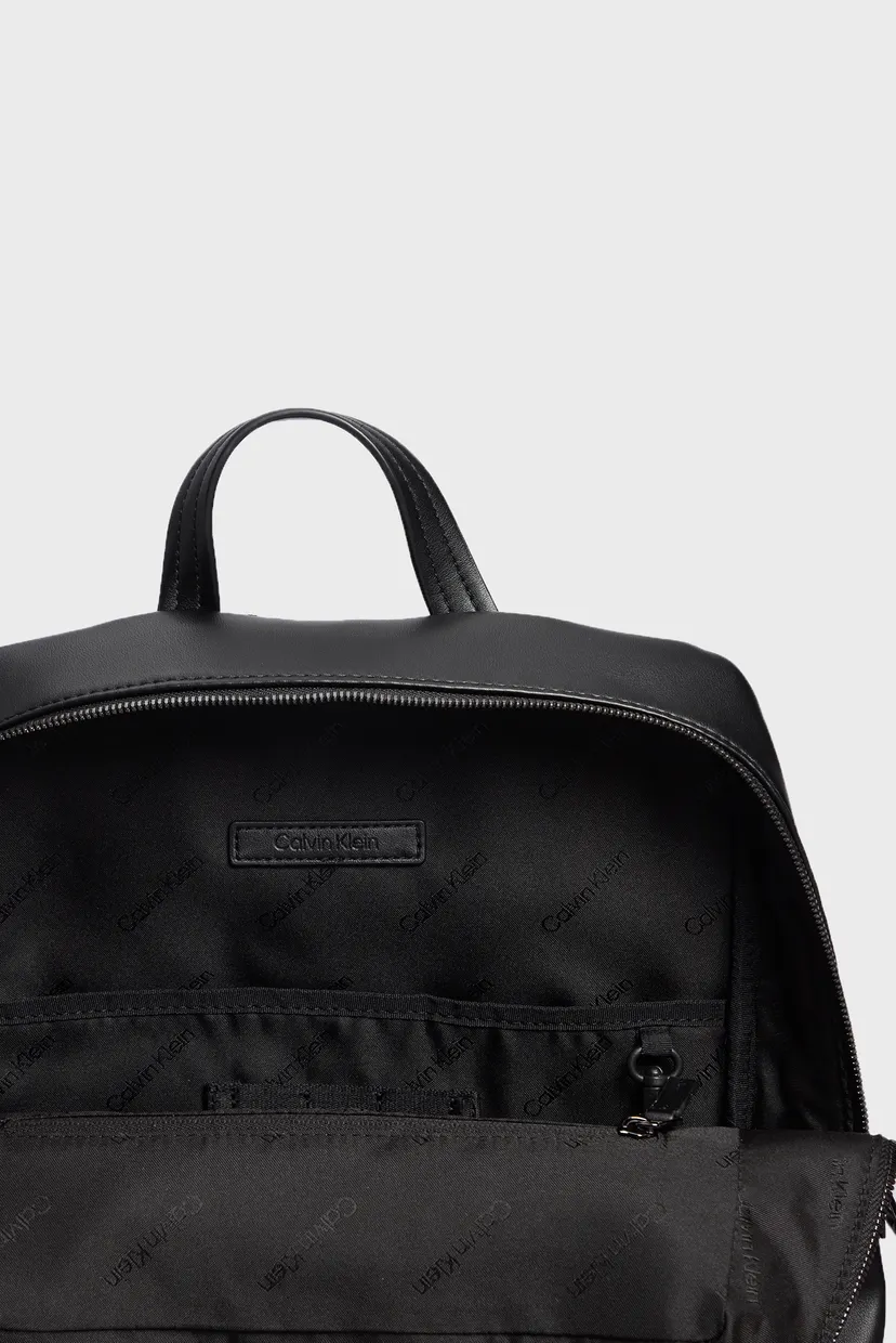 Мужской черный рюкзак CLEAN ESSENTIAL 6