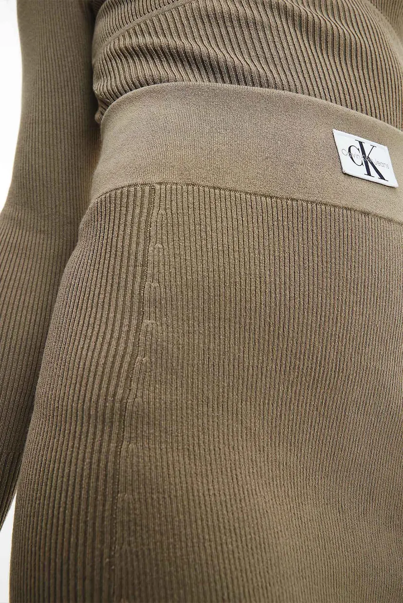Женская оливковая юбка BADGE KNITTED 5