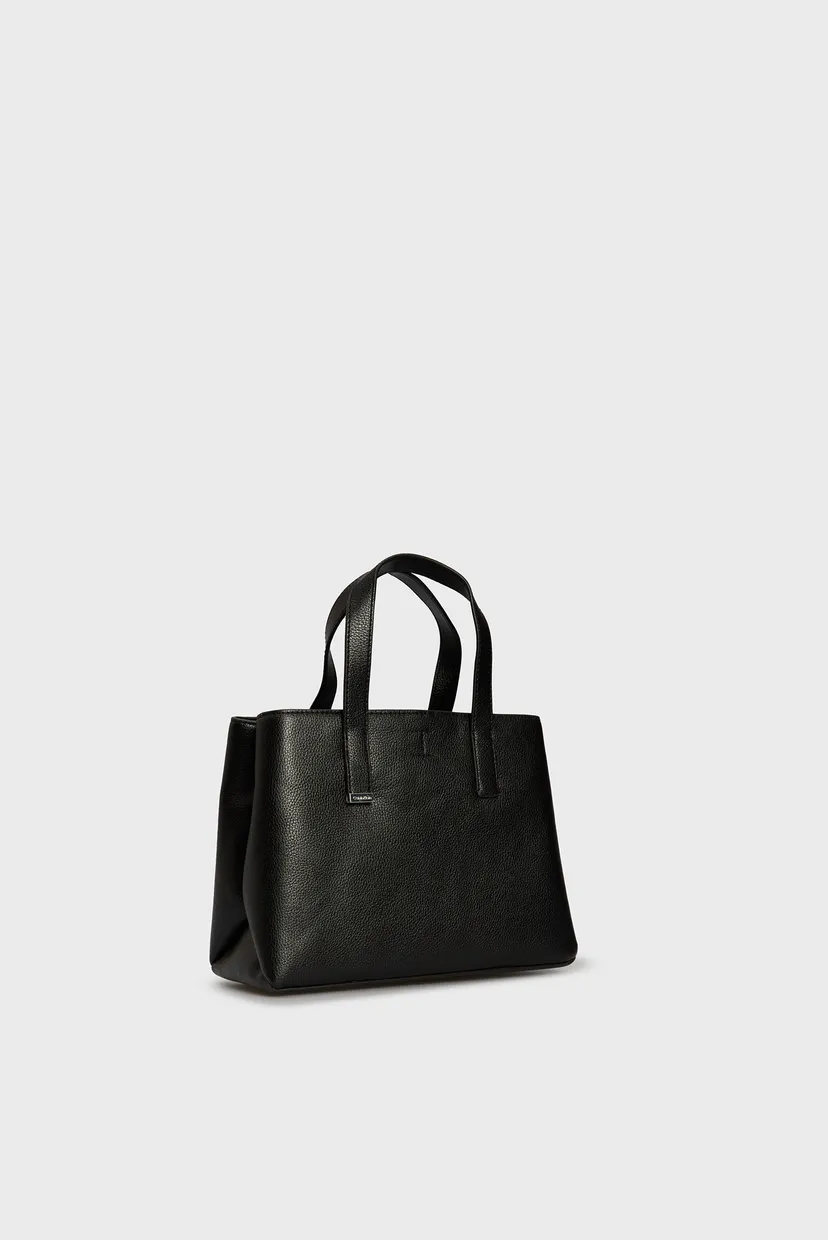 Әйелдерге арналған  қара сөмке CK PLAQUE SMALL TOTE 3