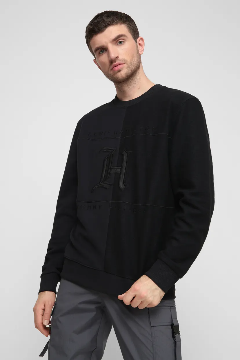 Мужской черный свитшот Lewis Hamilton TONAL FLEECE CREW NECK 5