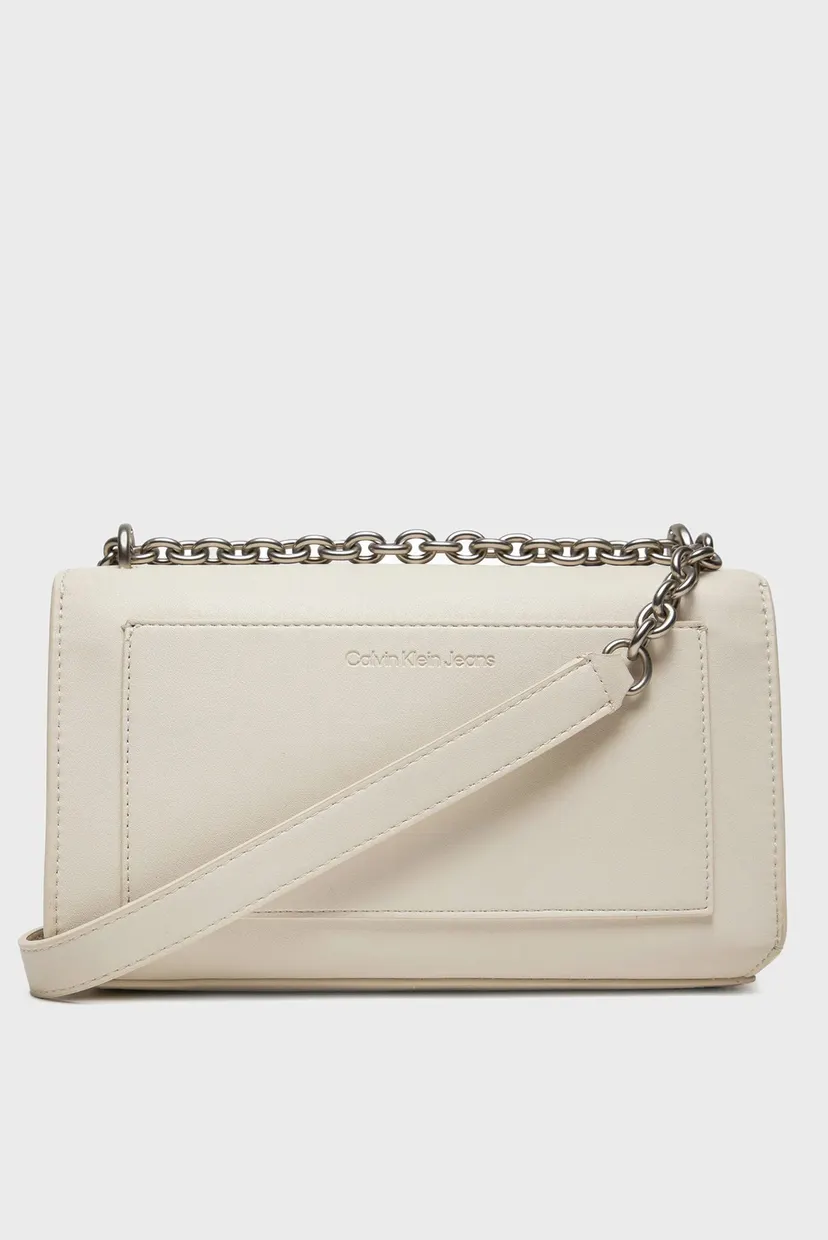 Сумка SCULPTED EW FLAP W CHAIN25 MONO 4