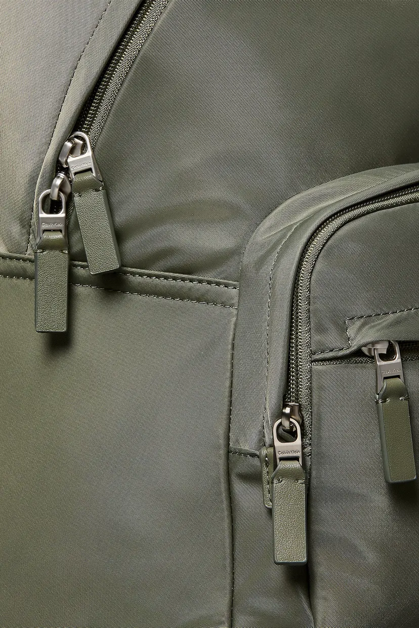 Рюкзак SLEEK ROUND BACKPACK 4