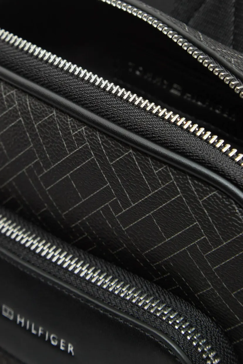 Сумка TH FLAG MONOGRAM SLING PACK 6