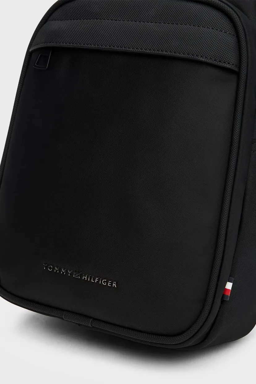 Мужская черная сумка TH REPREVE SLING 4