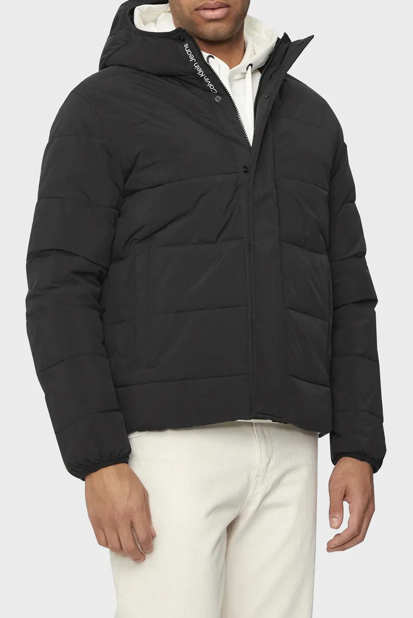 Мужская черная куртка ESSENTIAL LW PADDED JACKET 4